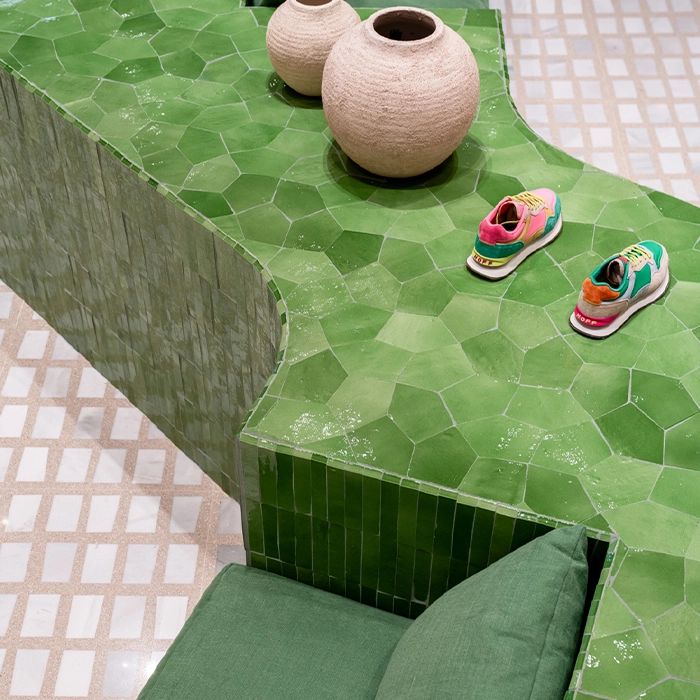 green-pentagon-zellige-boutique-display-bench
